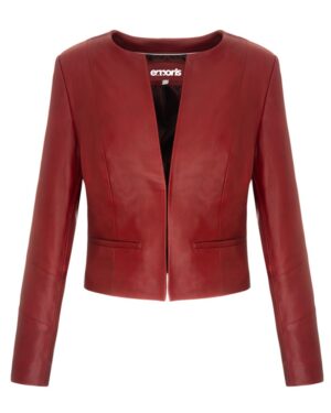 Kurtka skórzana damska w intensywnym czerwonym kolorze z prostym krojem i kieszeniami bocznymi