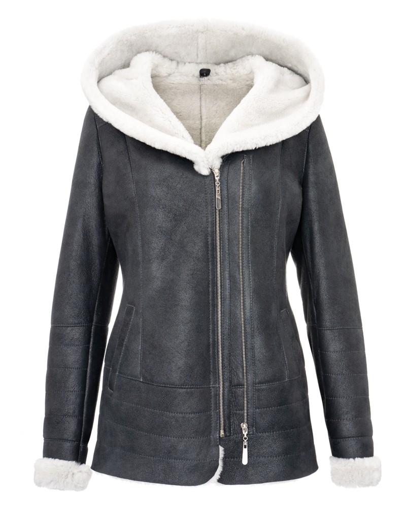 Kożuch damski w kolorze czarnym z futrzanym kapturem i mankietami, zapinana na zamek