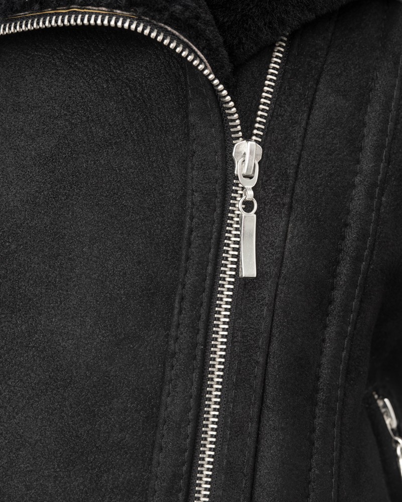 Kożuch damski z metalowym zamkiem i miękkim kołnierzem, idealna na zimowe dni