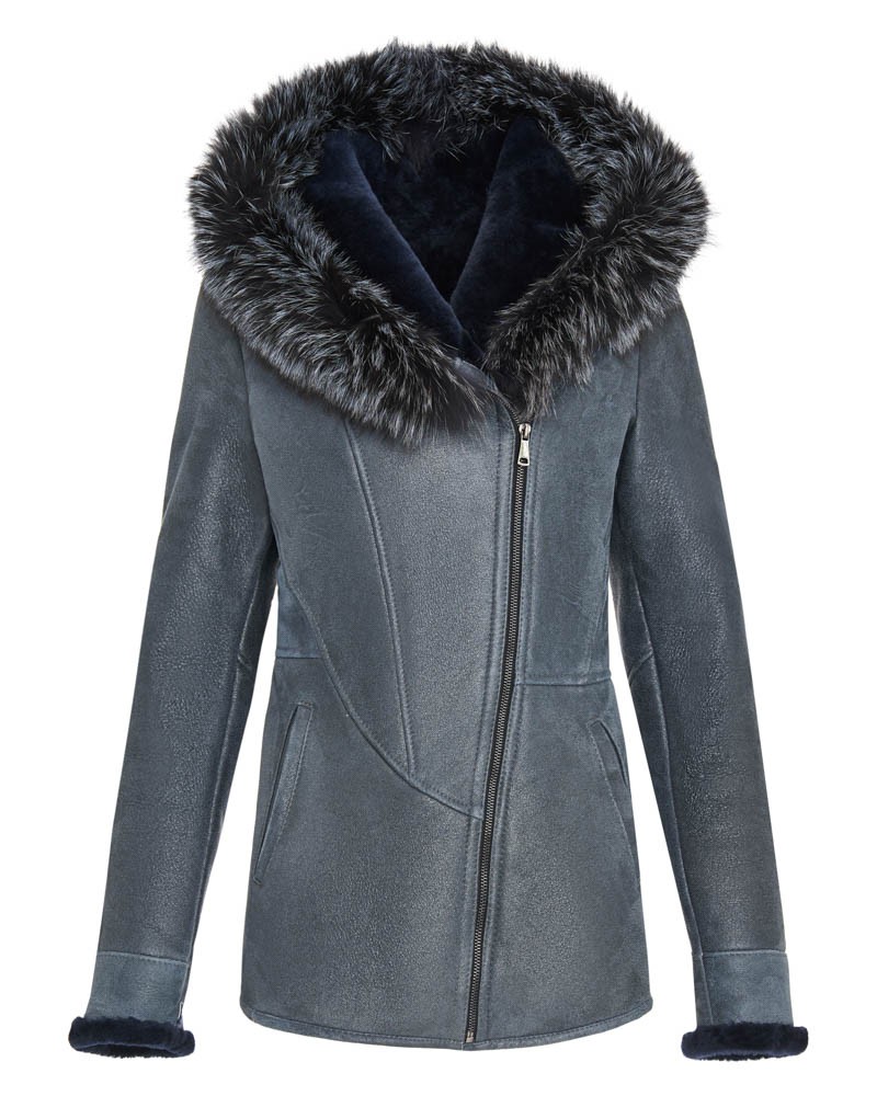Kożuch damski w odcieniu granatowym z futrzanym kapturem i eleganckim zamkiem błyskawicznym