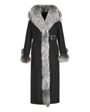 Czarny kożuch damski z szerokim futrzanym kołnierzem i paskiem w talii, elegancki krój z futrzanymi mankietami