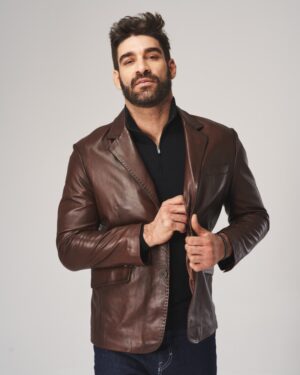 Marynarka skórzana z kołnierzem i kieszeniami, idealna na zimowe dni