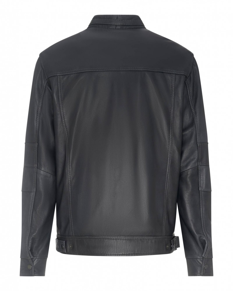 czarna kurtka skórzana męska z prostym krojem i guzikiem na dole, idealna na zimowe dni