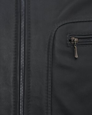 Kurtka skórzana męska w kolorze czarnym z zamkiem błyskawicznym i kieszenią na piersi