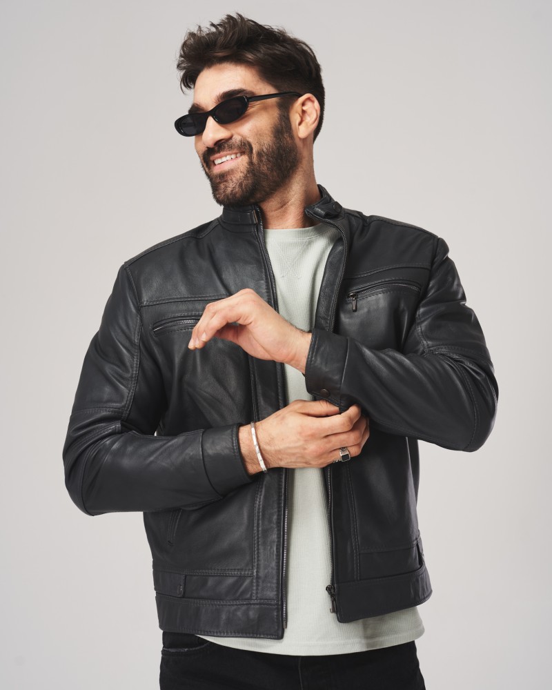 Kurtka skórzana męska w kolorze czarnym z zamkiem, prostym krojem i klasycznym kołnierzem