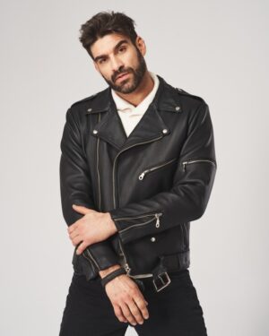 Ramoneska męska w kolorze czarnym z asymetrycznym zapięciem i metalowymi zamkami