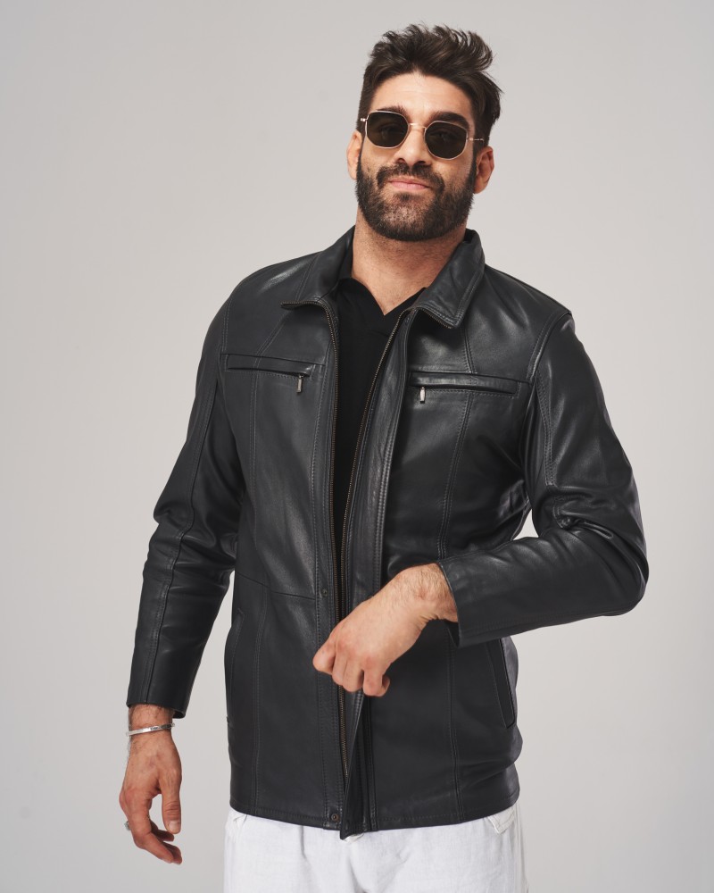 kurtka skórzana męska w kolorze czarnym z kieszeniami i klasycznym kołnierzem