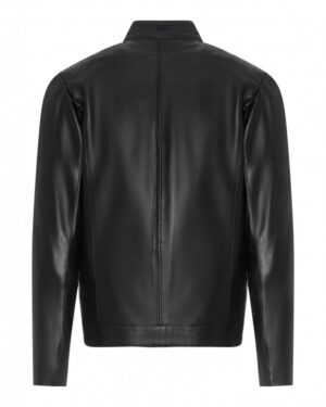 Czarna kurtka skórzana męska o prostym kroju z delikatnymi przeszyciami na ramionach