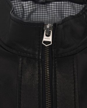 Kurtka skórzana męska w kolorze czarnym z wysokim kołnierzem i metalowym zamkiem błyskawicznym