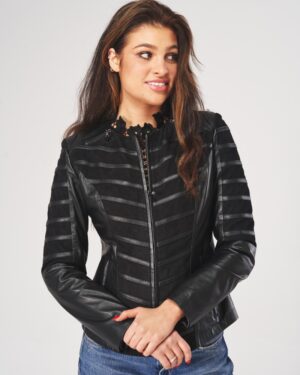 Kurtka skórzana damska w czarnym kolorze z modnymi przeszyciami i delikatnym kołnierzem