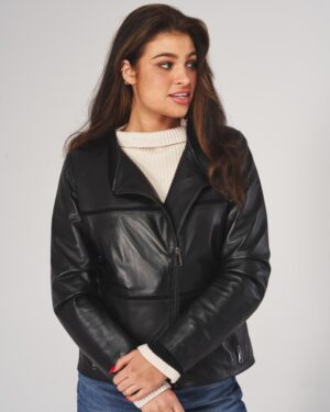 Kurtka skórzana damska w kolorze czarnym, z zapięciem na zamek i szerokim kołnierzem, idealna na zimowe dni