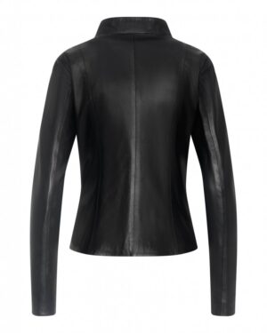 Kurtka skórzana damska w kolorze czarnym z prostym krojem i kołnierzem, idealna na zimowe dni