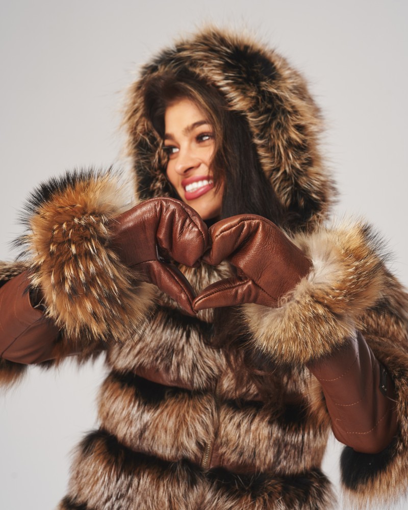 Damskie rękawiczki skórzane brązowe z klasycznym wykończeniem i prostym fasonem