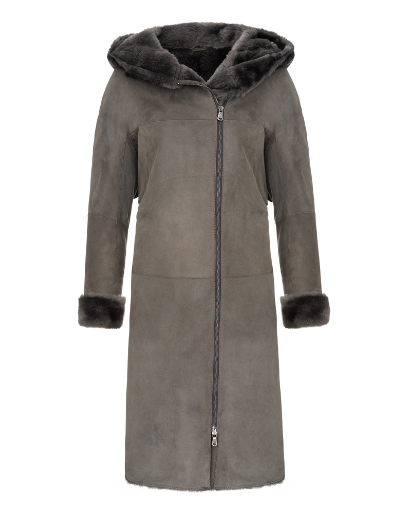 Kożuch damski w szarym kolorze z kapturem i futrzanym wykończeniem przy rękawach i kołnierzu