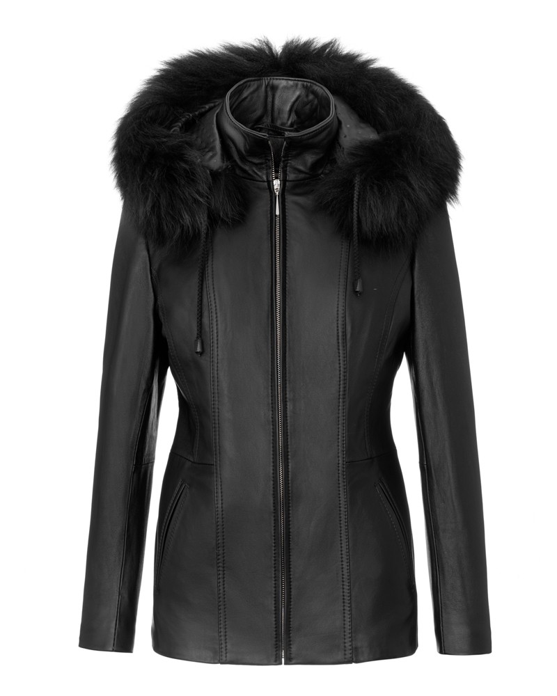 Kurtka skórzana damska w kolorze czarnym z futrzanym kapturem i dopasowanym krojem