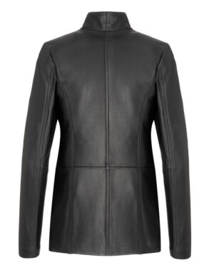 Kurtka skórzana damska w kolorze czarnym, z eleganckim kołnierzem i dopasowanym krojem