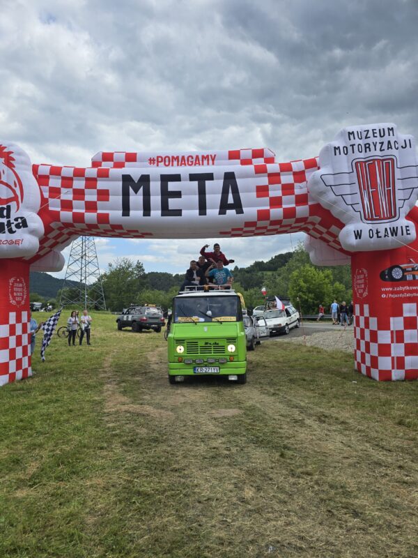 Charytatywny rajd koguta | Oława - Piwniczna Zdrój