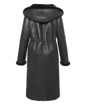 Czarny kożuch damski dwustronny z naturalnej skóry i futrem z kapturem