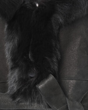 Czarny kożuch damski z futrem i paskiem – kożuszek naturalny