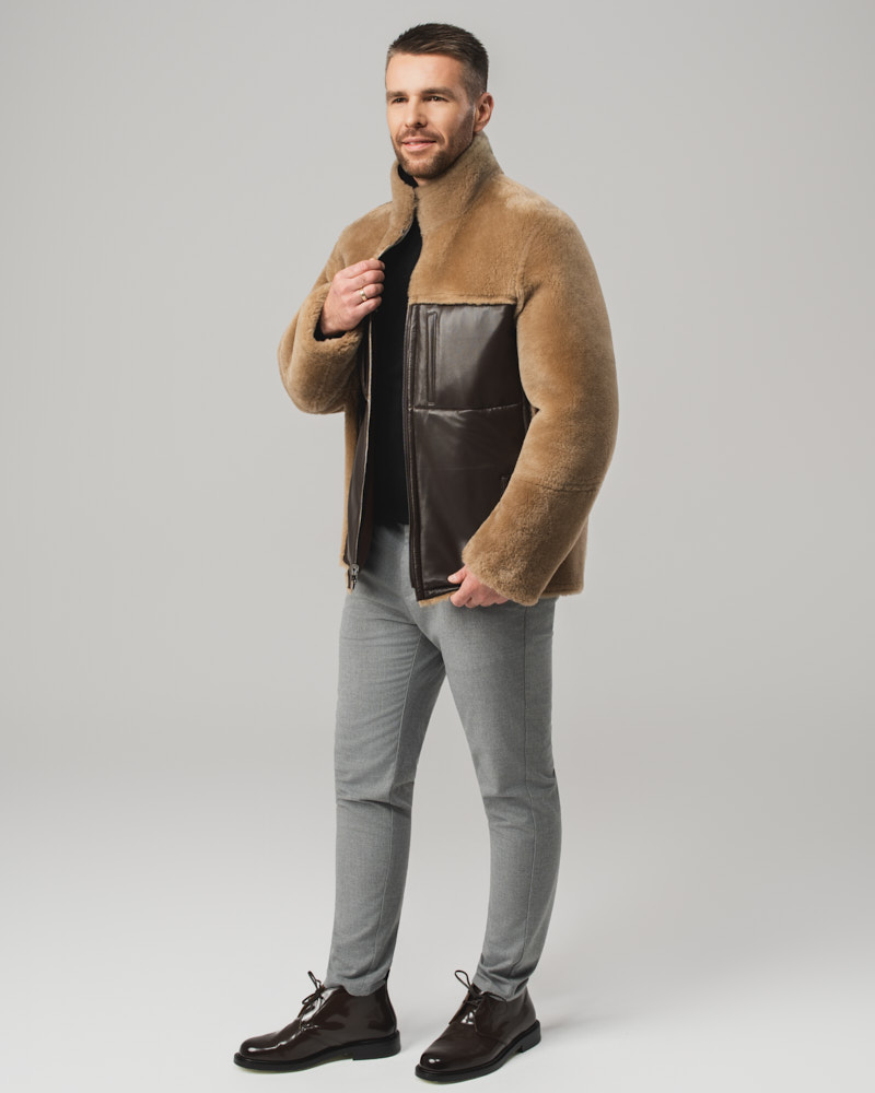 Brązowy kożuch męski dwustronny z naturalnej skóry i futrem