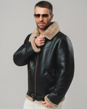 Czarny kożuch męski pilotka z naturalnej skóry z jasnym futrem