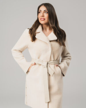 Beżowy kożuch damski z naturalnej skóry i futrem – elegancki kożuszek EMORIS