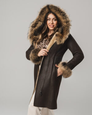 Brązowy kożuch damski z naturalnej skóry i futrem – kożuszek EMORIS