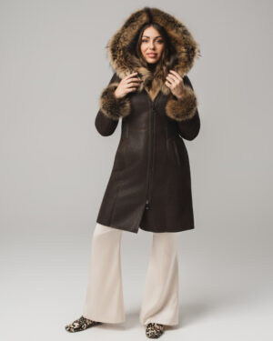 Brązowy kożuch damski z naturalnej skóry i futrem – kożuszek EMORIS