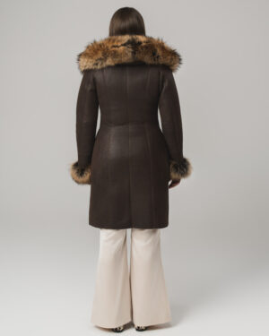 Brązowy kożuch damski z naturalnej skóry i futrem – kożuszek EMORIS